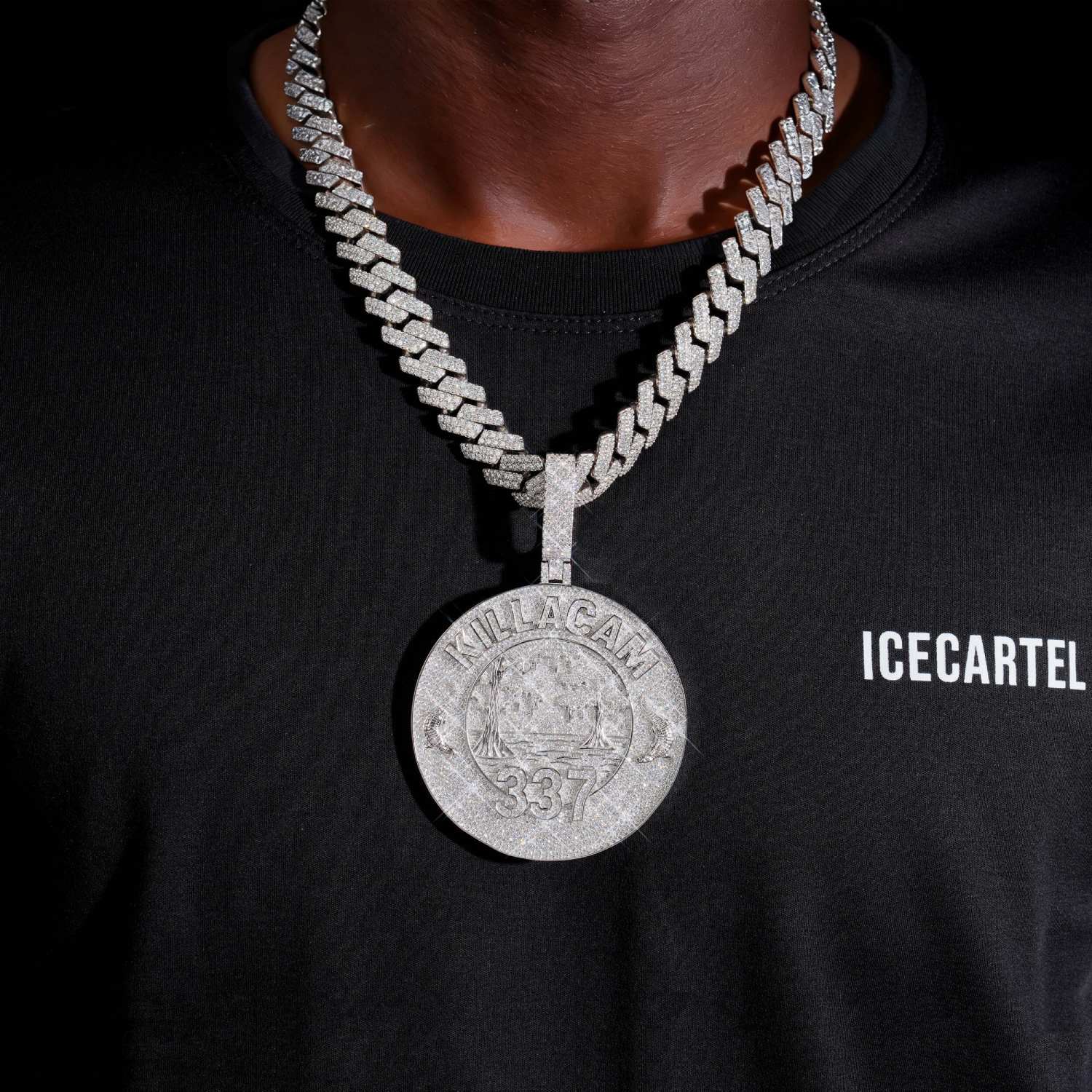 Custom "KILLACAM" Moissanite Circle Pendant 14K Gold - Image 2