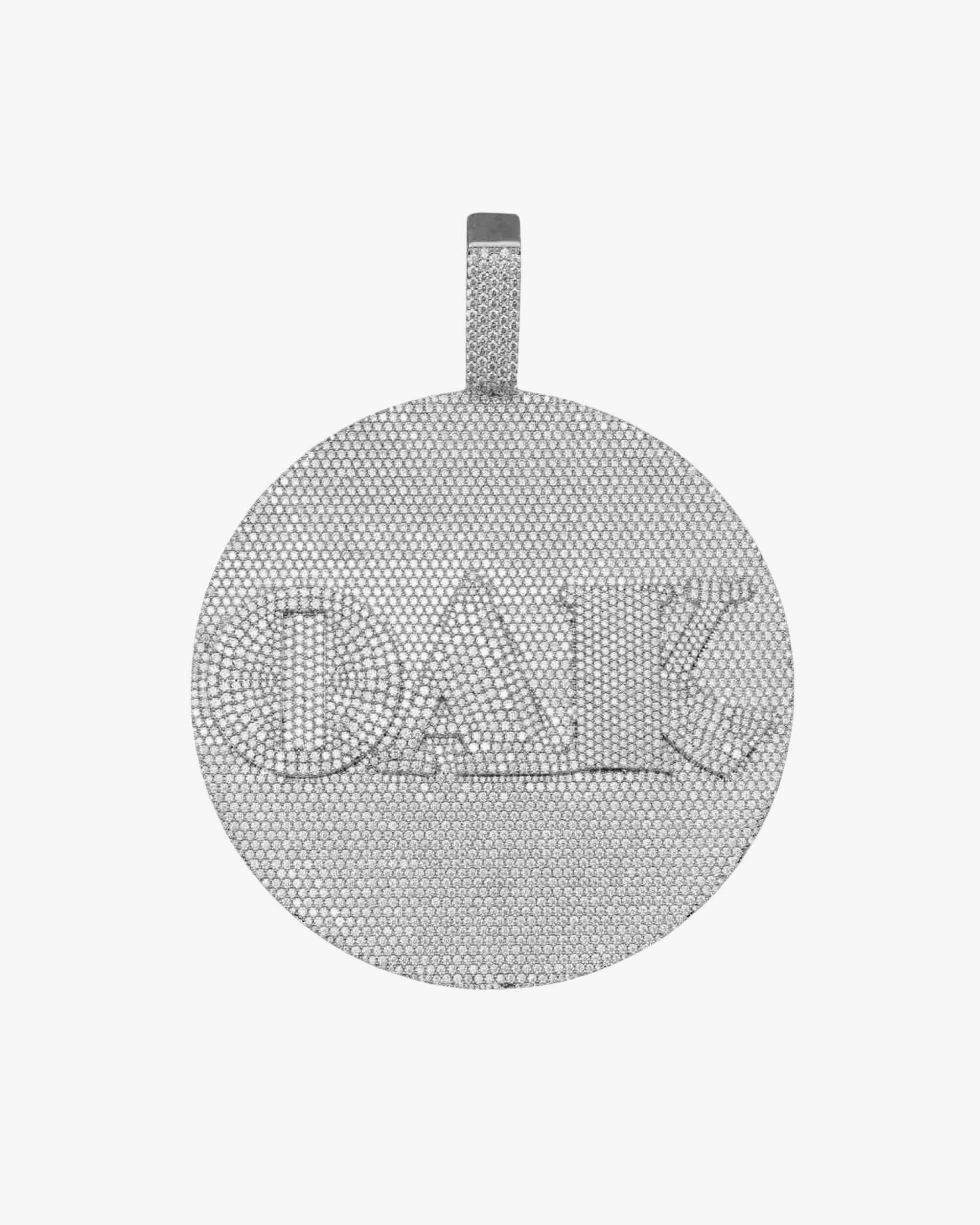 Custom Oak Moissanite Circle Pendant 14K Gold