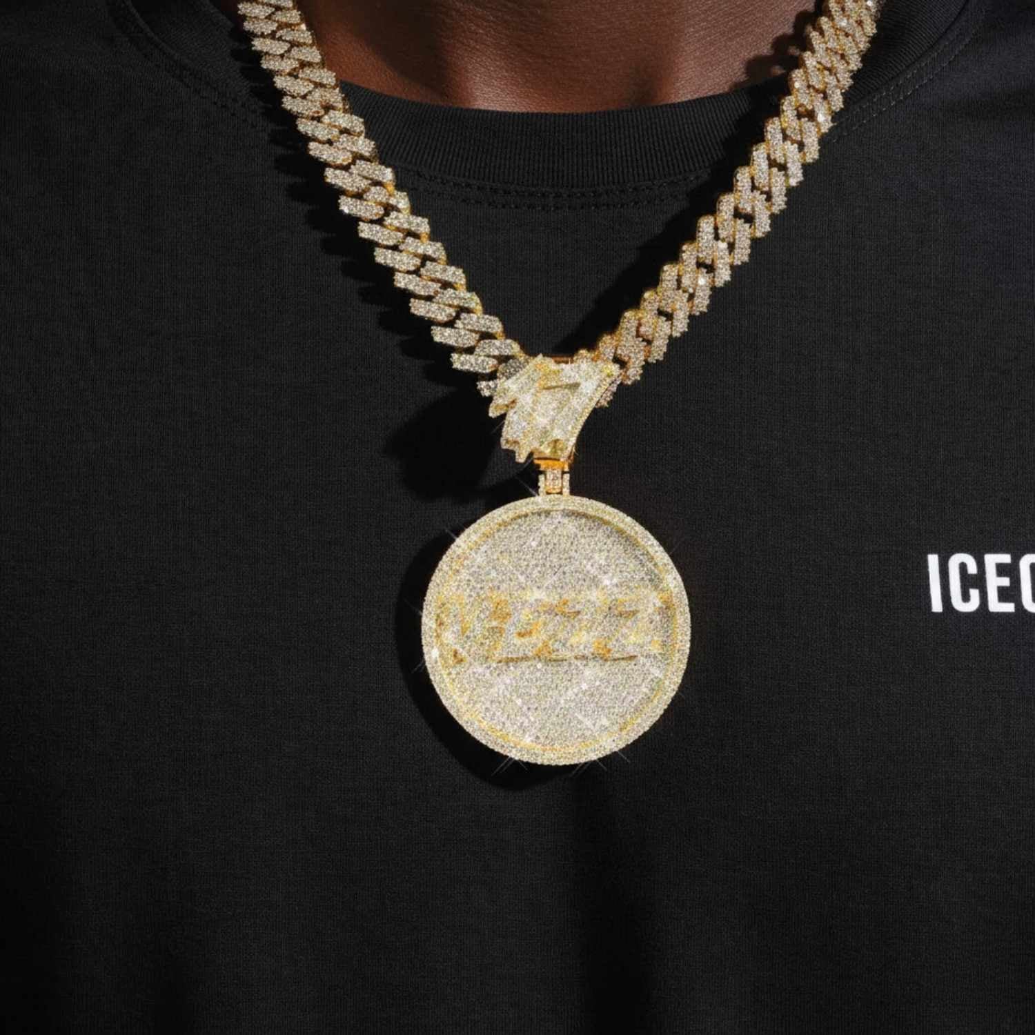 Custom "VEZZ" Moissanite Circle Pendant 14K Gold - Image 2
