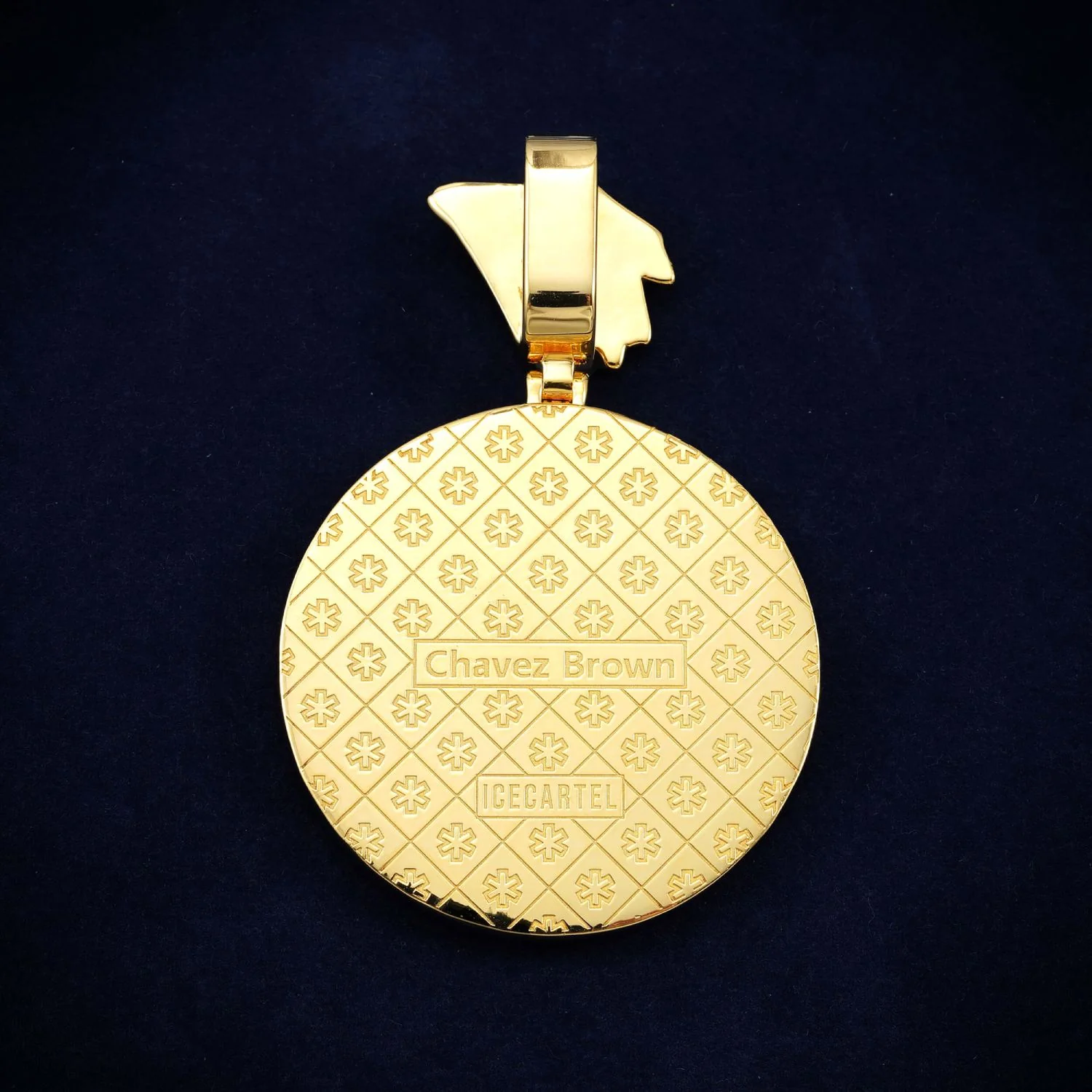Custom "VEZZ" Moissanite Circle Pendant 14K Gold - Image 3