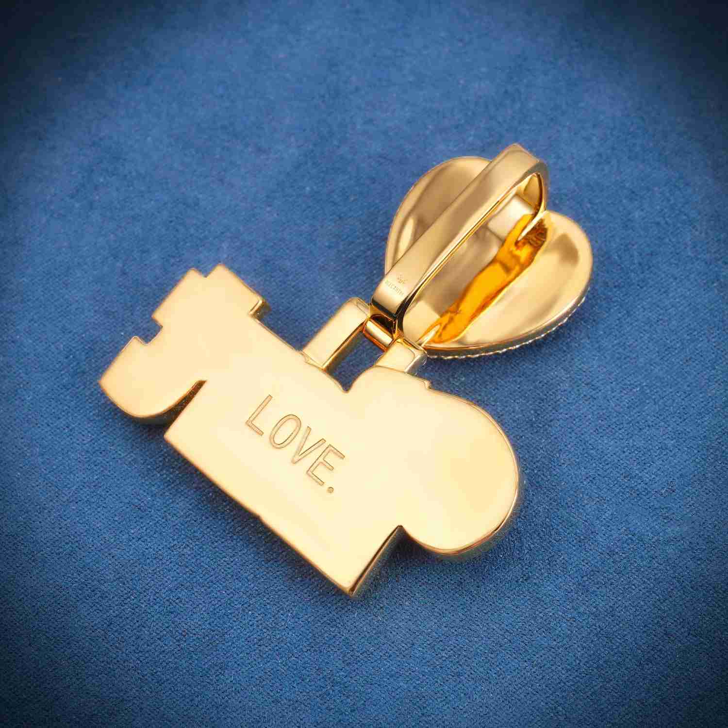 "HART" Custom Moissanite Pendant 14K Gold - Image 3