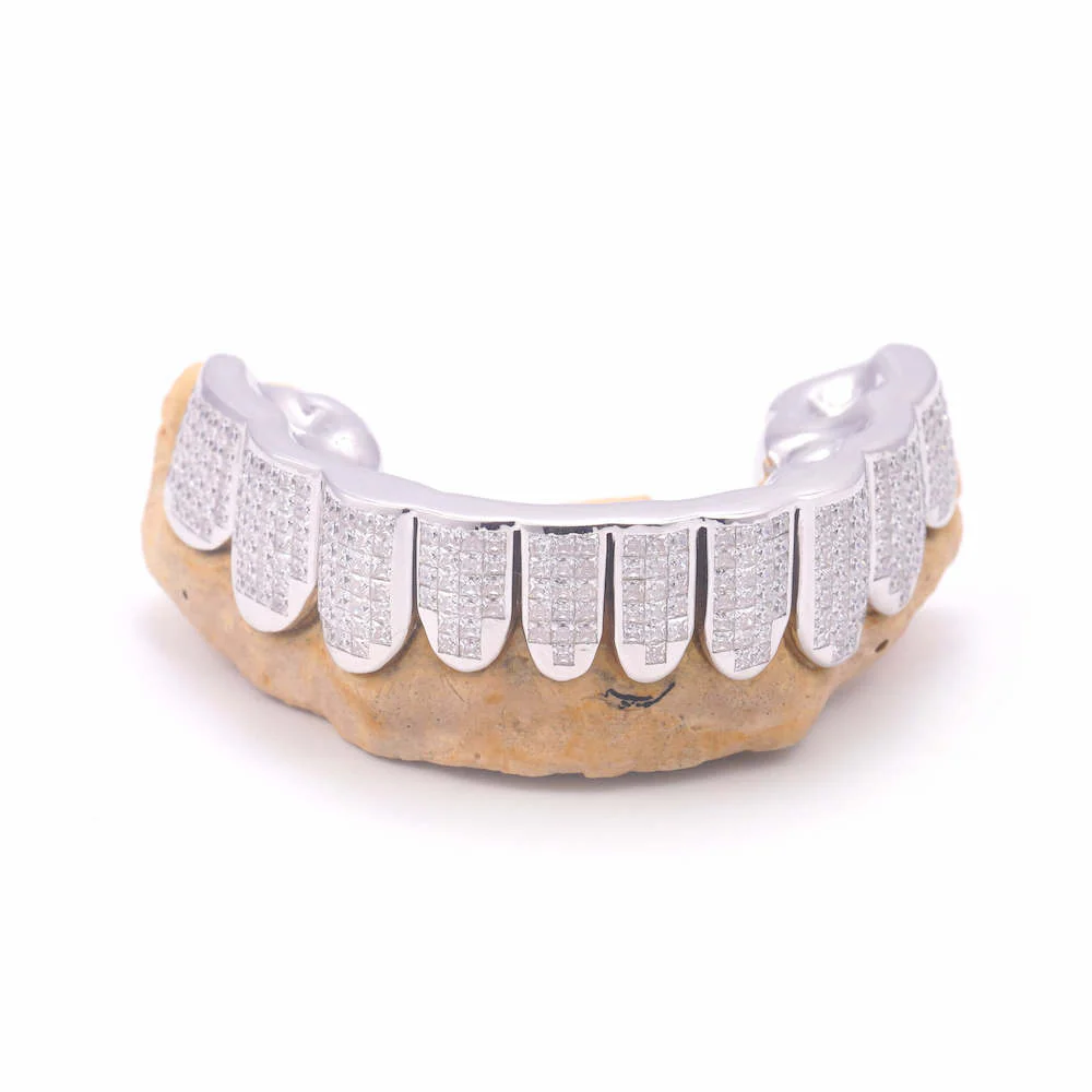 Invisible Set Princess Cut Moissanite Bottom Diamond Grillz - Image 5